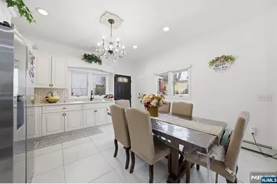 270 Baldwin Avenue, Hasbrouck Heights, NJ 07604 - Photo 36