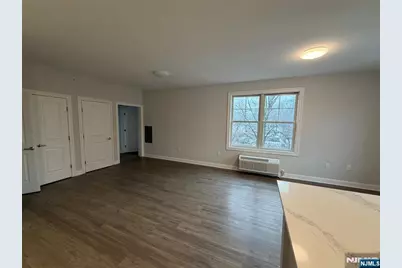 40 Park Avenue 308 #308, Park Ridge, NJ 07656 - Photo 2