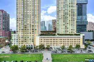 88 Morgan Street 4107, Jersey City, NJ 07302 - Photo 24