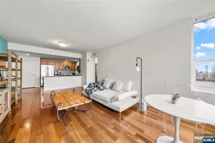 88 Morgan Street 4107, Jersey City, NJ 07302 - Photo 4