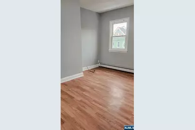 566 Valley Street 2 #2, Orange, NJ 07050 - Photo 6