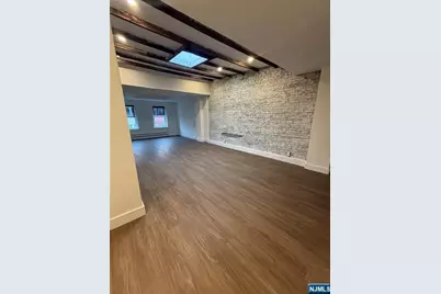 7 Ridgewood Avenue 3rd Floor #3rd Floor, Ridgewood, NJ 07450 - Photo 4