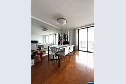 6050 Boulevard East 16J #16J, West New York, NJ 07093 - Photo 10