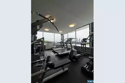 6050 Boulevard East 16J #16J, West New York, NJ 07093 - Photo 22