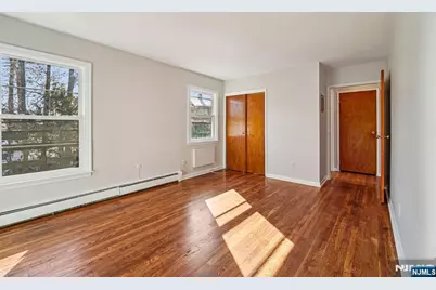 476 Joralemon, Belleville, NJ 07109 - Photo 18