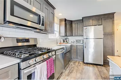 46A Walnut, Pompton Lakes, NJ 07442 - Photo 8