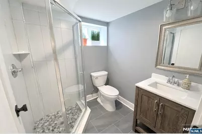 104 Walter Avenue, Hasbrouck Heights, NJ 07604 - Photo 32