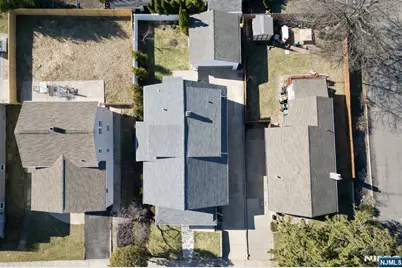 104 Walter Avenue, Hasbrouck Heights, NJ 07604 - Photo 38