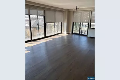 2400 Hudson Terrace 3F #3F, Fort Lee, NJ 07024 - Photo 4