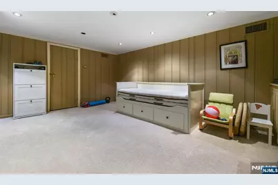 869 Ridgewood Road _ #_, Millburn, NJ 07041 - Photo 22