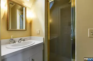 869 Ridgewood Rd, Millburn, NJ 07041 - Photo 16