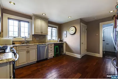 869 Ridgewood Road _ #_, Millburn, NJ 07041 - Photo 8