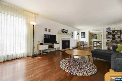 869 Ridgewood Road _ #_, Millburn, NJ 07041 - Photo 6