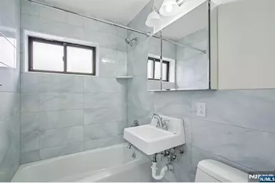 3060 Edwin Avenue 4C #4C, Fort Lee, NJ 07024 - Photo 16