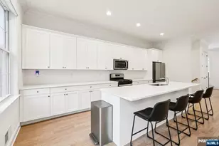 69 Parkside Ln 1203, Teaneck Township, NJ 07666 - Photo 18