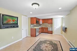 39 Springfield Ave 1st Floor, Hasbrouck Heights, NJ 07604 - Photo 16