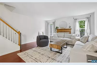 653 Richmond Court, Ramsey, NJ 07446 - Photo 6