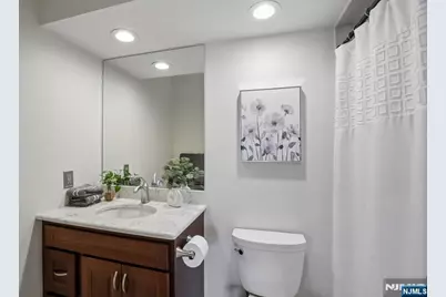 653 Richmond Court, Ramsey, NJ 07446 - Photo 32