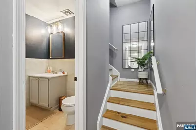 25 Willow Wood Square 25 #25, East Rutherford, NJ 07073 - Photo 16