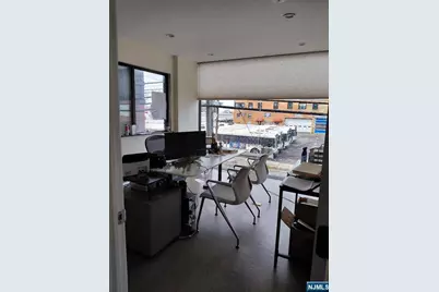 422 Anderson Avenue, Cliffside Park, NJ 07010 - Photo 22