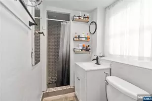 1283 Valley Road 7, Montclair, NJ 07043 - Photo 8