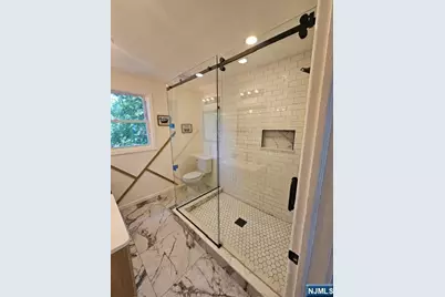 363 Marlboro Road, Englewood, NJ 07631 - Photo 18