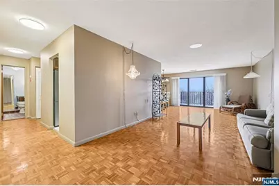 140 Euclid Avenue 6E #6E, Hackensack, NJ 07601 - Photo 2