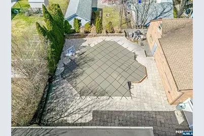 2413 Hammett Avenue, Fort Lee, NJ 07024 - Photo 36
