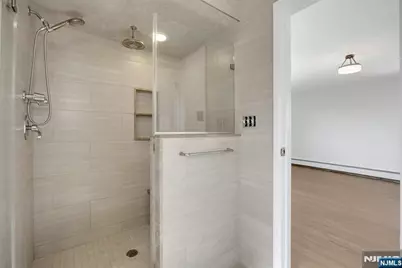 2413 Hammett Avenue, Fort Lee, NJ 07024 - Photo 32