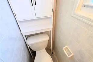 655 Marin Ave, Lyndhurst Township, NJ 07071 - Photo 10