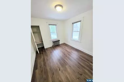 655 Marin Avenue, Lyndhurst Township, NJ 07071 - Photo 12