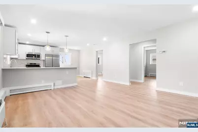 539 Undercliff Avenue 4 #4, Edgewater, NJ 07020 - Photo 10