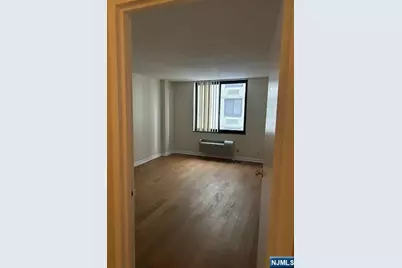 316 Prospect Avenue 5C #5C, Hackensack, NJ 07601 - Photo 8