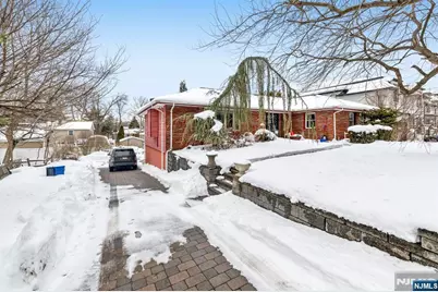 475 Cedar Lane, Paramus, NJ 07652 - Photo 30