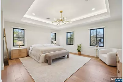 388 Freemans Lane, Franklin Lakes, NJ 07417 - Photo 32