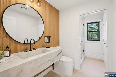 388 Freemans Lane, Franklin Lakes, NJ 07417 - Photo 18