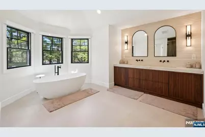 388 Freemans Lane, Franklin Lakes, NJ 07417 - Photo 34