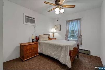 101 Schuyler Avenue, Pompton Lakes, NJ 07442 - Photo 18