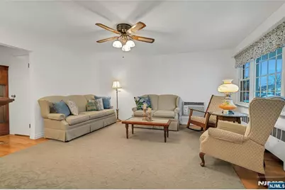 101 Schuyler Avenue, Pompton Lakes, NJ 07442 - Photo 4