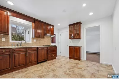 52 Knickerbocker Road, Demarest, NJ 07627 - Photo 6