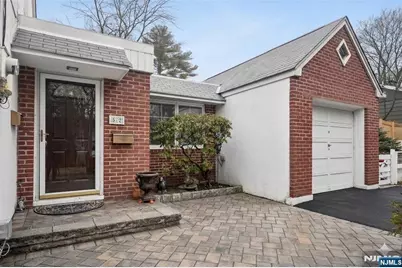 52 Knickerbocker Road, Demarest, NJ 07627 - Photo 2