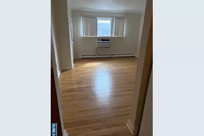 50 Main Street Apt 2A #Apt 2A, Lodi, NJ 07644 - Photo 4