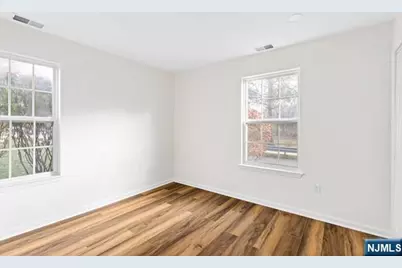 6001 Tudor, Pequannock Township, NJ 07444 - Photo 4