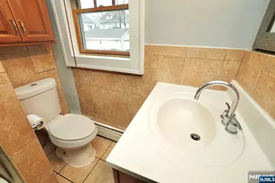 81 Berkeley Avenue, Bloomfield, NJ 07003 - Photo 12