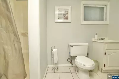 81 Berkeley Avenue, Bloomfield, NJ 07003 - Photo 40