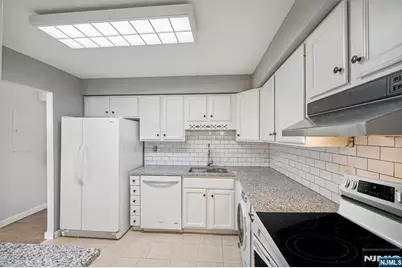 18 Prospect Street C4D #C4D, South Orange, NJ 07079 - Photo 4