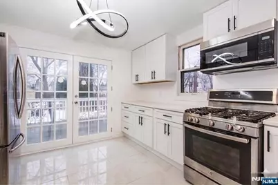 14 Highwood Avenue, Glen Rock, NJ 07452 - Photo 4