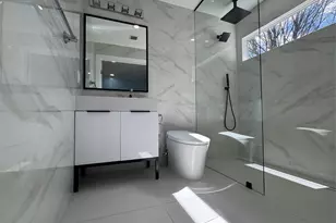 8 Dohrman Ave, Teaneck Township, NJ 07666 - Photo 10