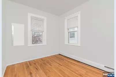 57 Clinton Place, East Rutherford, NJ 07073 - Photo 4