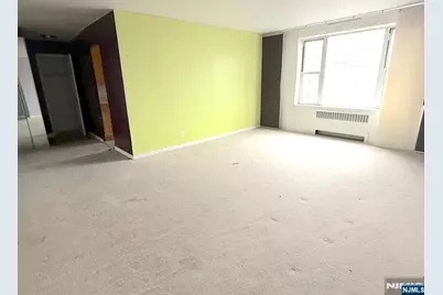 2345 Linwood Avenue 4B #4B, Fort Lee, NJ 07024 - Photo 4